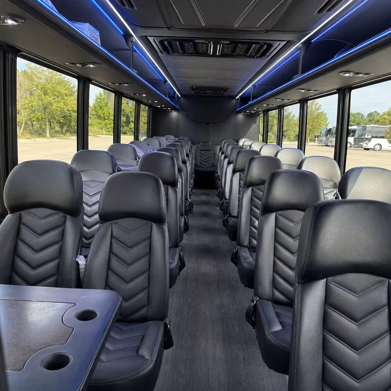 fort smith 18 passenger minibus rental