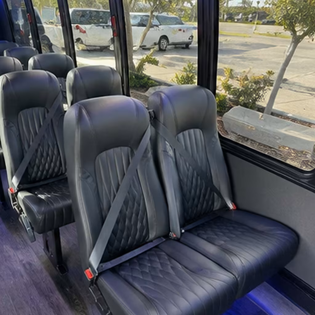 fort smith 35 passenger minibus rental
