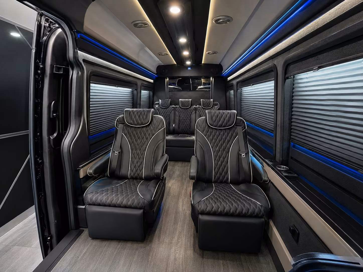 hotel to airport shuttle service in fort smith