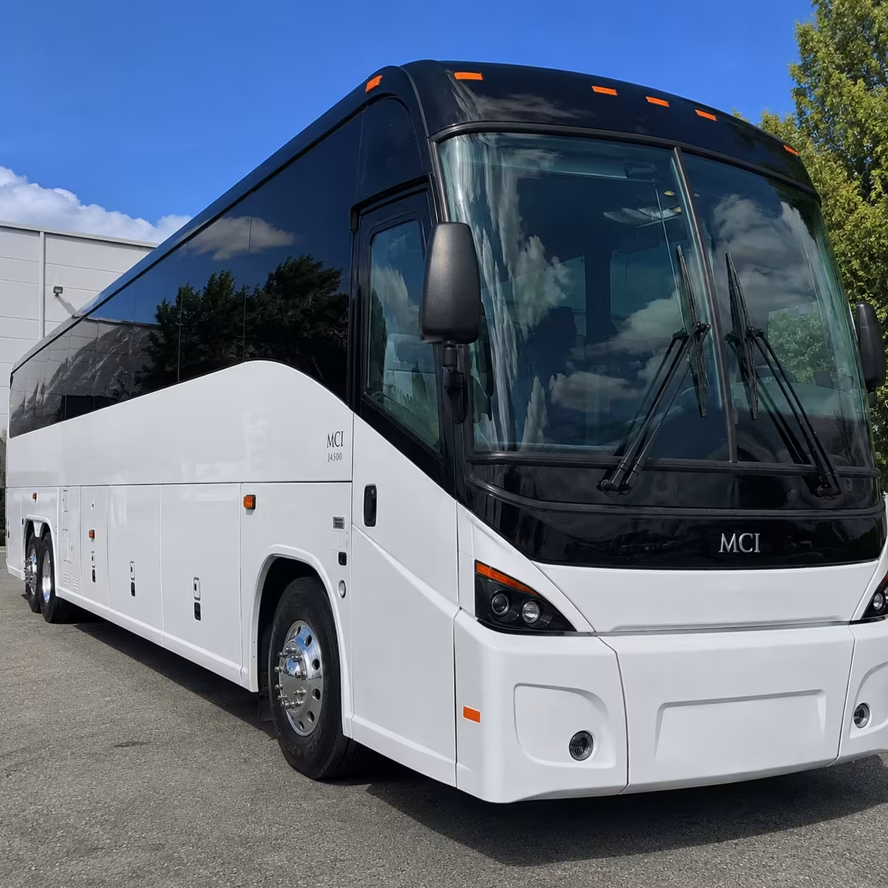 you can find and book airport transportation in fort smith and any nearby city