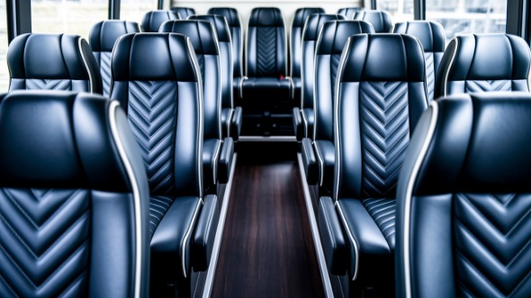 fort smith 28 passenger minibus rental
